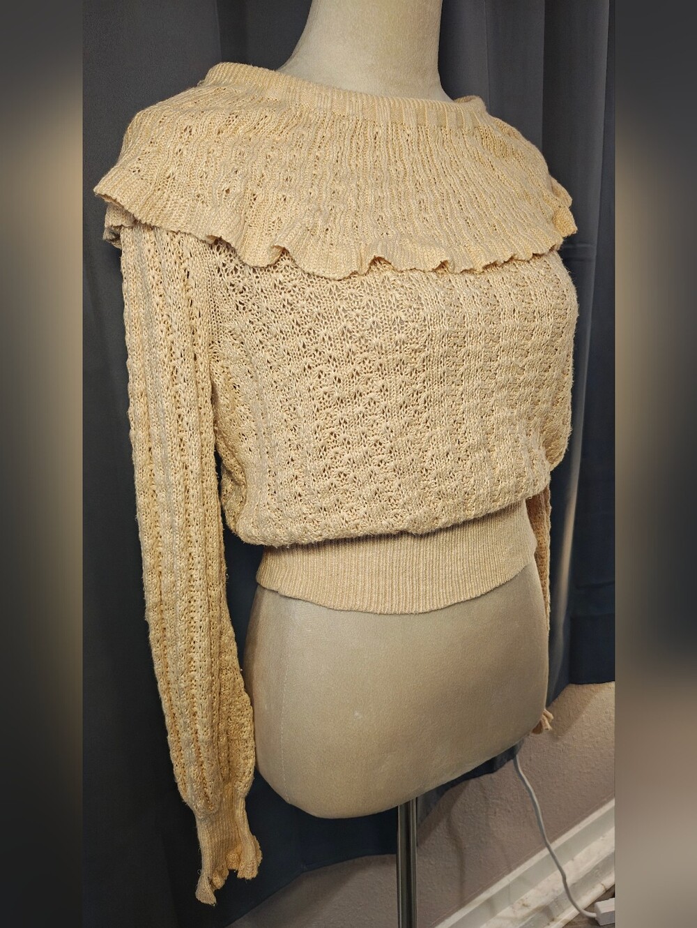 Free People Crazy In Love Knit Off The Shoulder Ruffle Sweater. - Picture 6 of 15